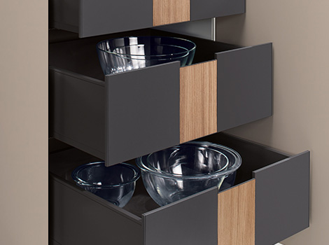 facia ID - provides inner drawers with an individual design