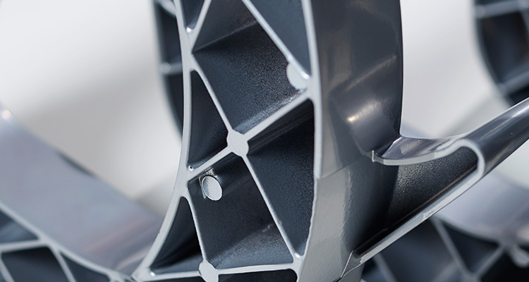 Metalle – Aluprofile, Alu-Druckguss-Teile, Auszugsschienen, Schrauben und Funktionsbeschläge aus Stahl